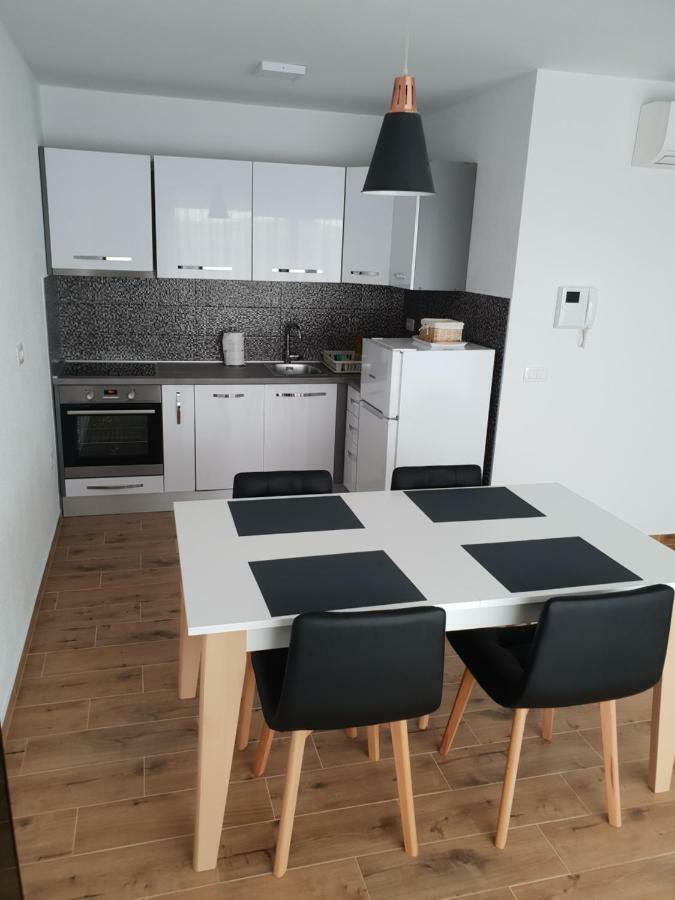 Apartmani Marija 巴什卡沃达 外观 照片