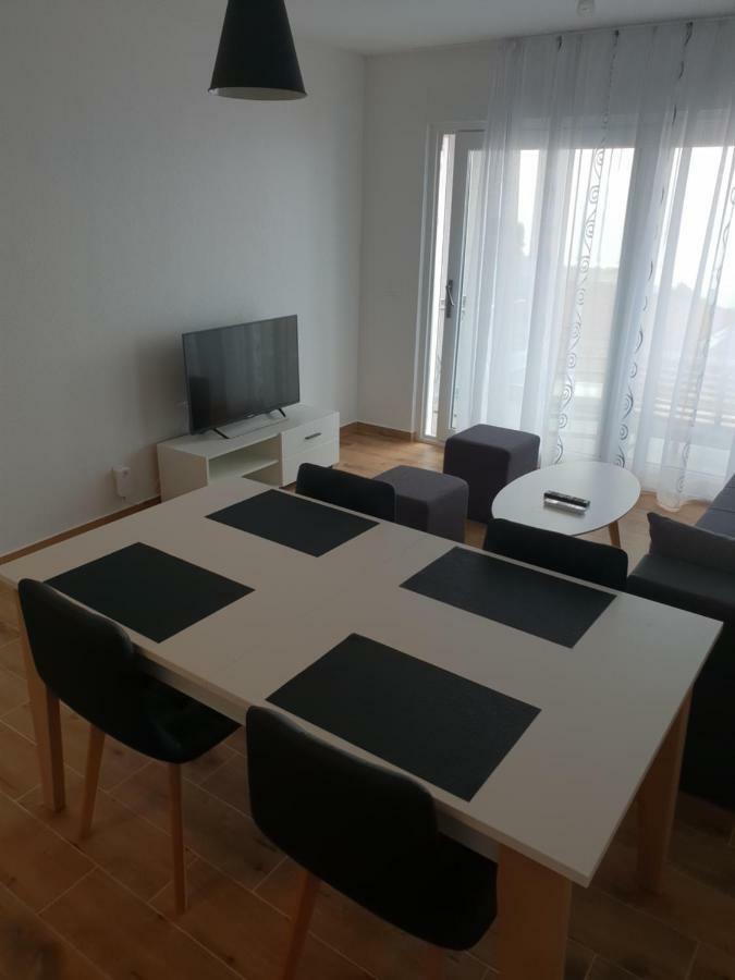 Apartmani Marija 巴什卡沃达 外观 照片